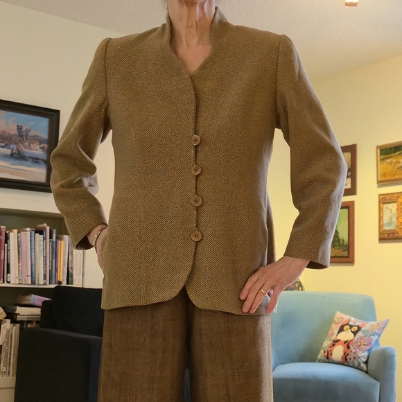 Giorgio Armani Jackets & Blazers - Giorgio Armani Blazer